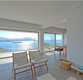 5 bedroom luxury villa with infinity pool, sea views and tennis court near Chania, sleeps 10